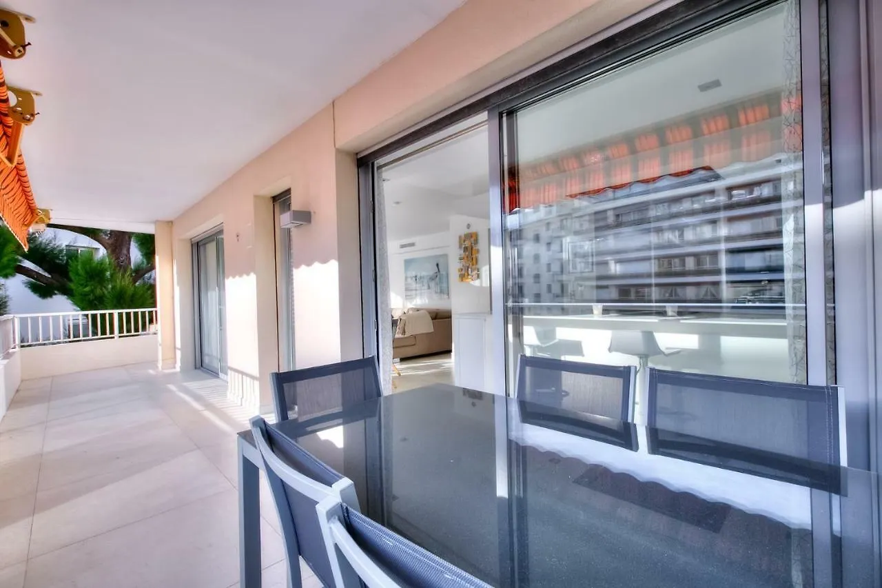 Magnifique Appartement Renove 1Mn Des Plages Cannes Holiday home