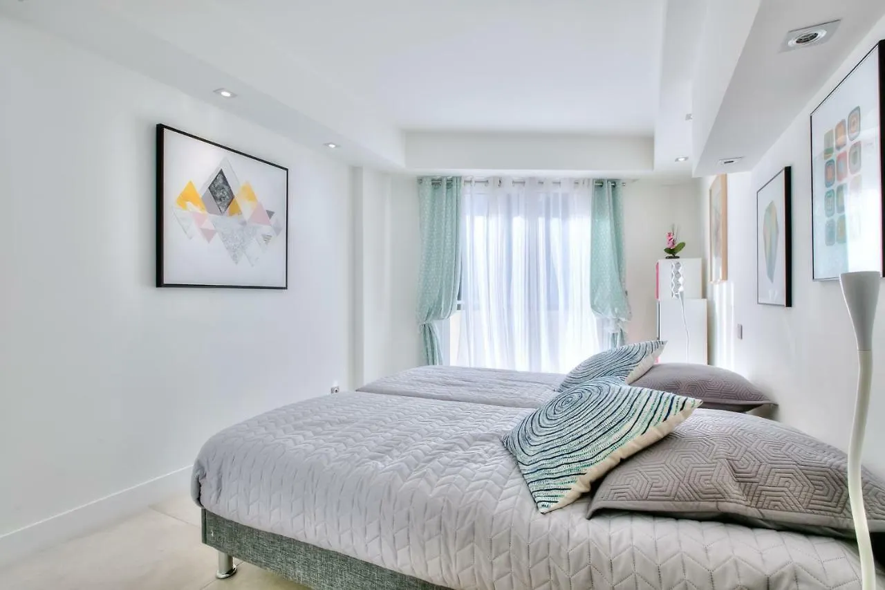 Magnifique Appartement Renove 1Mn Des Plages Cannes 0*,  France